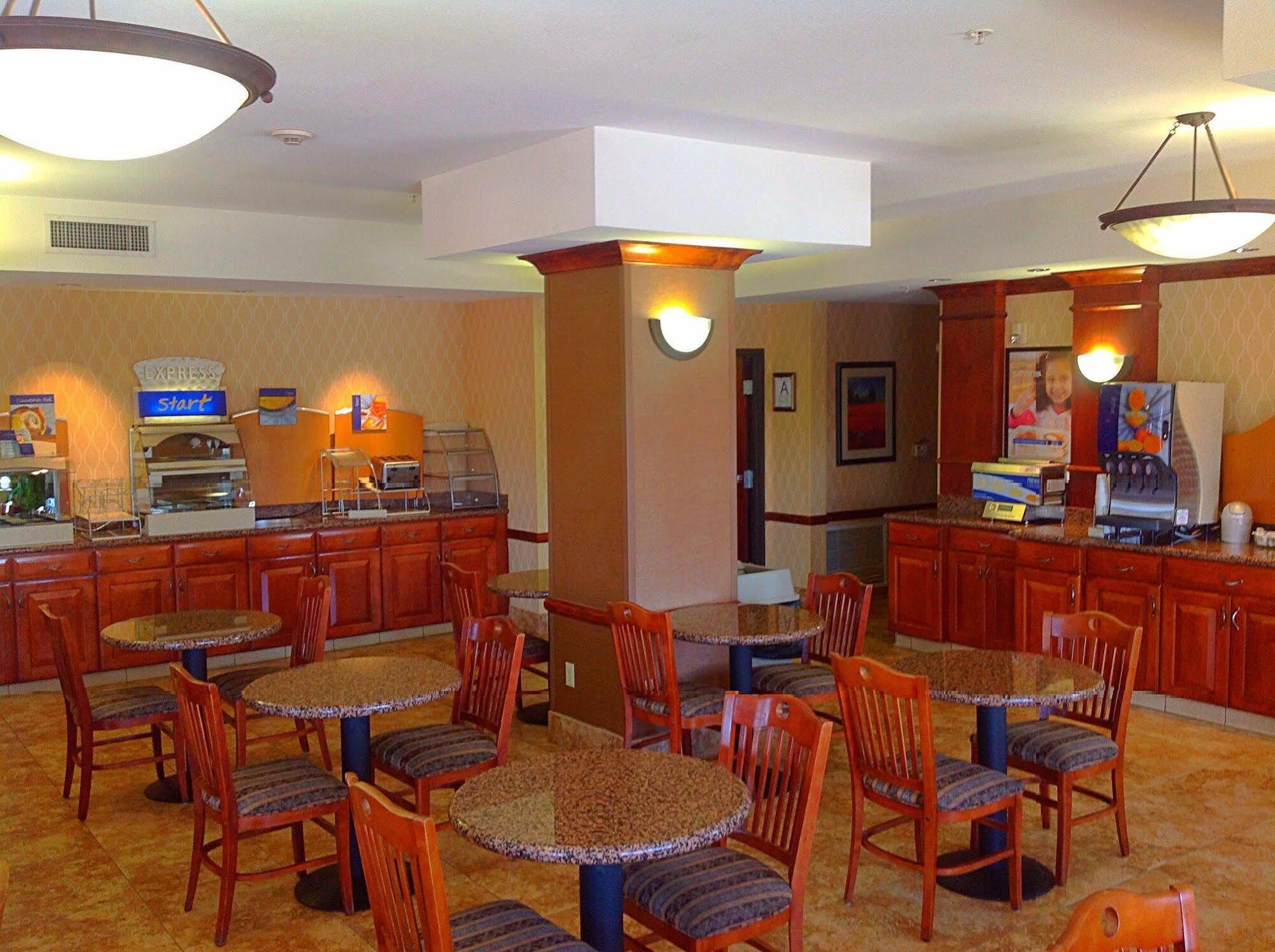 Holiday Inn Express Hotel & Suites Barstow By Ihg Exterior foto
